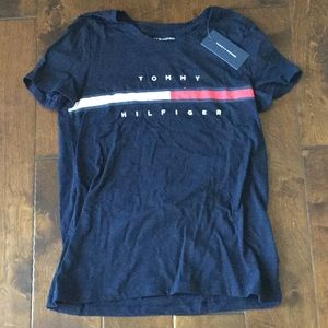 Navy blue Tommy Hilfiger T-shirt